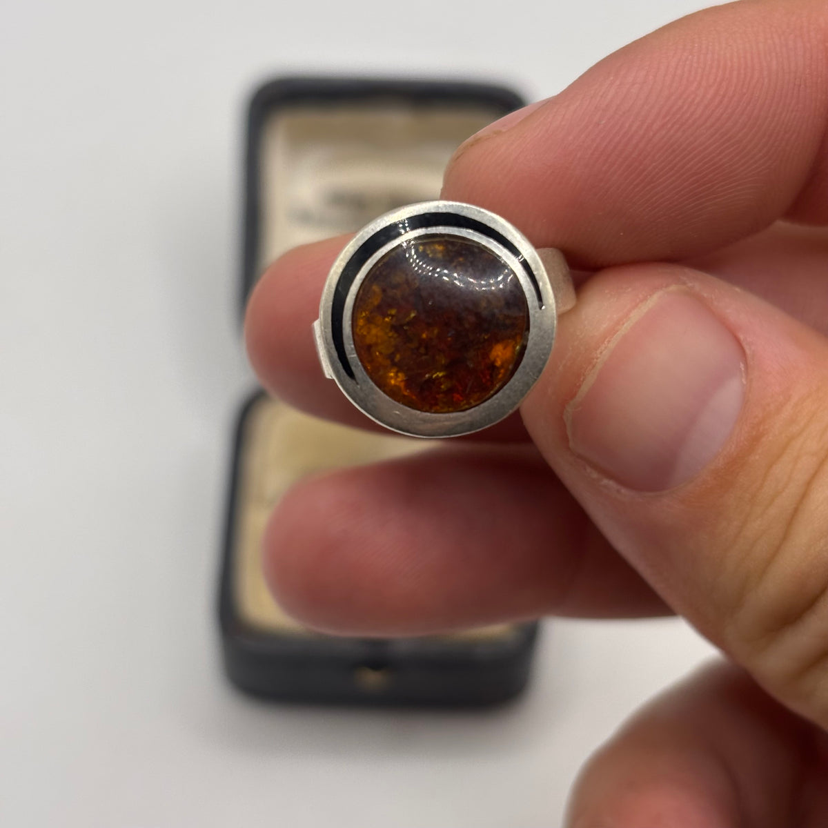 Silver Amber Inlayed Ring (N)
