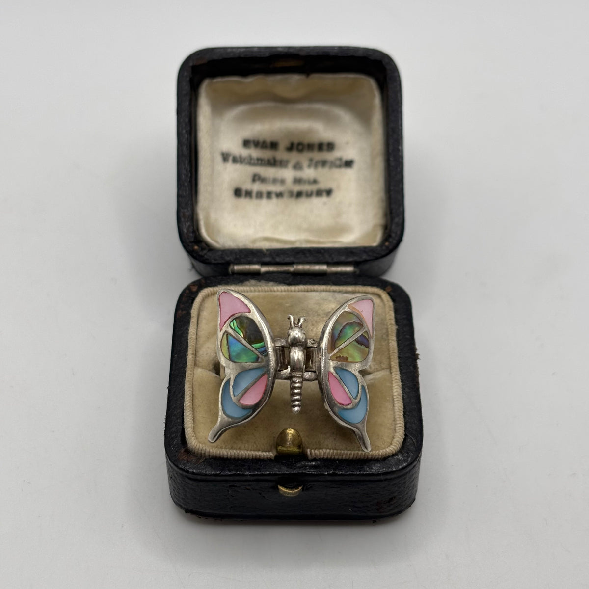 Silver Pearl Butterfly Ring (M)