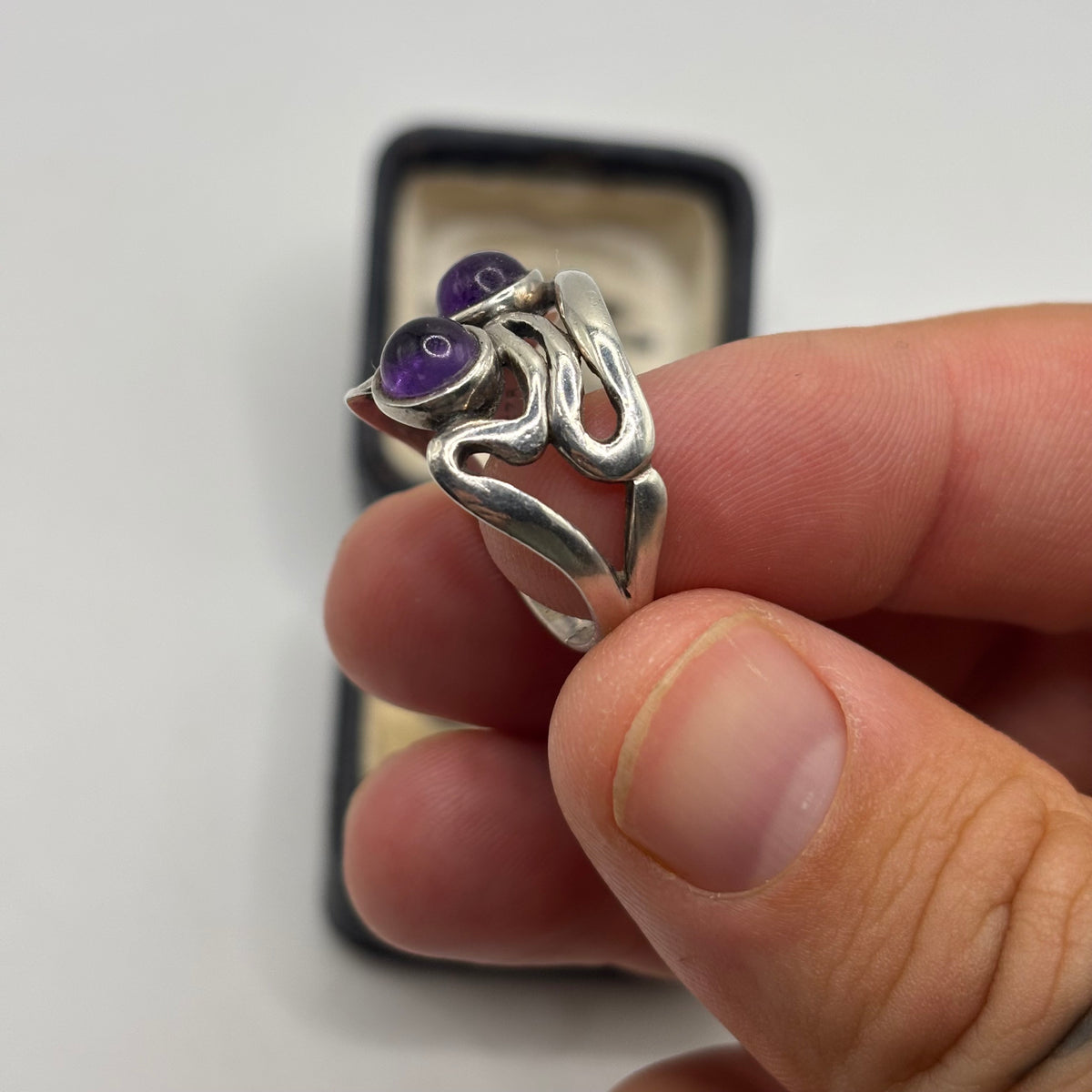 Silver Amethyst Ring (Q)