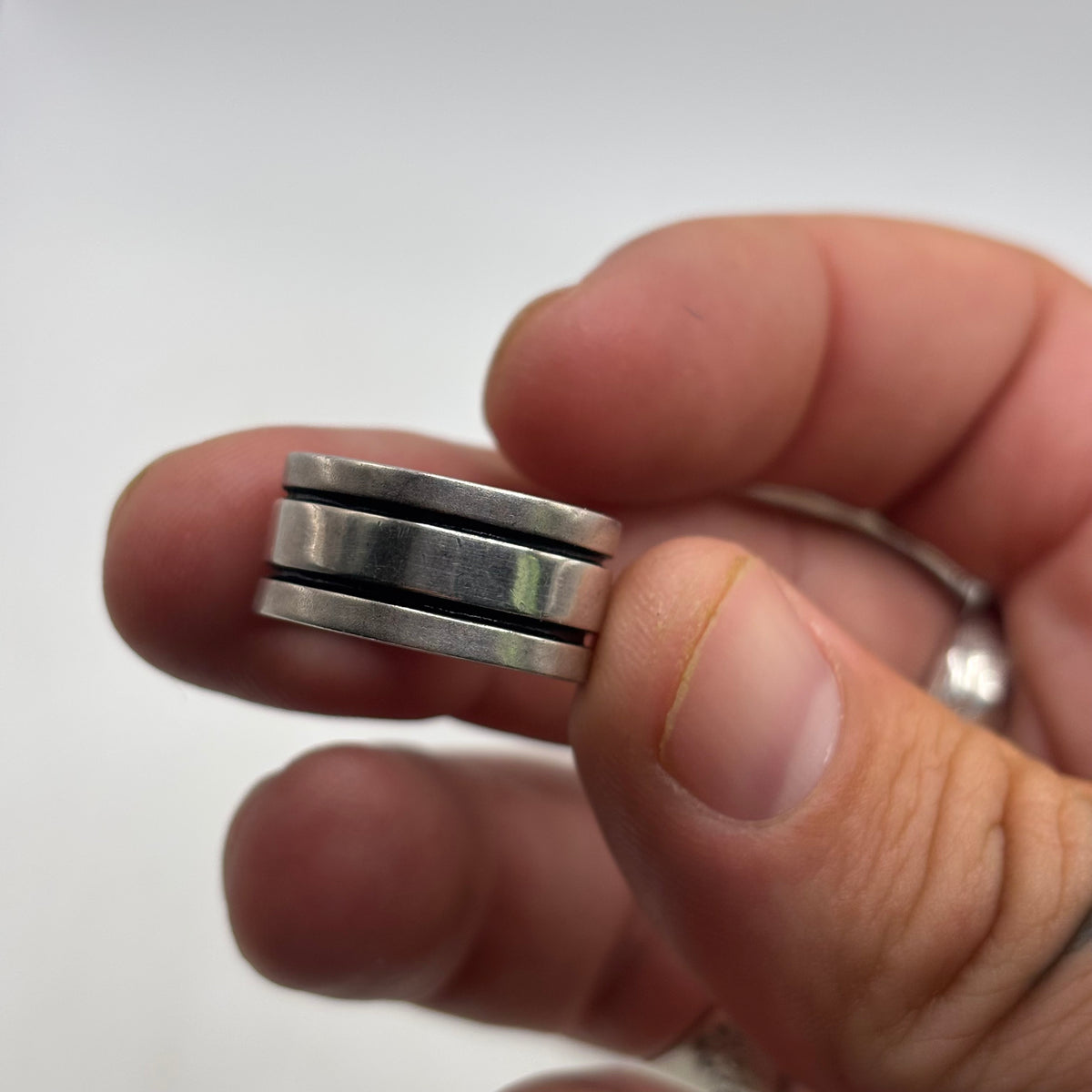 Silver Band Ring (M)