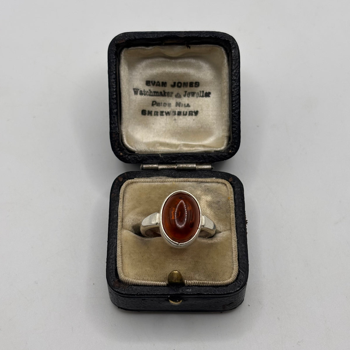 Silver Amber Ring (P)