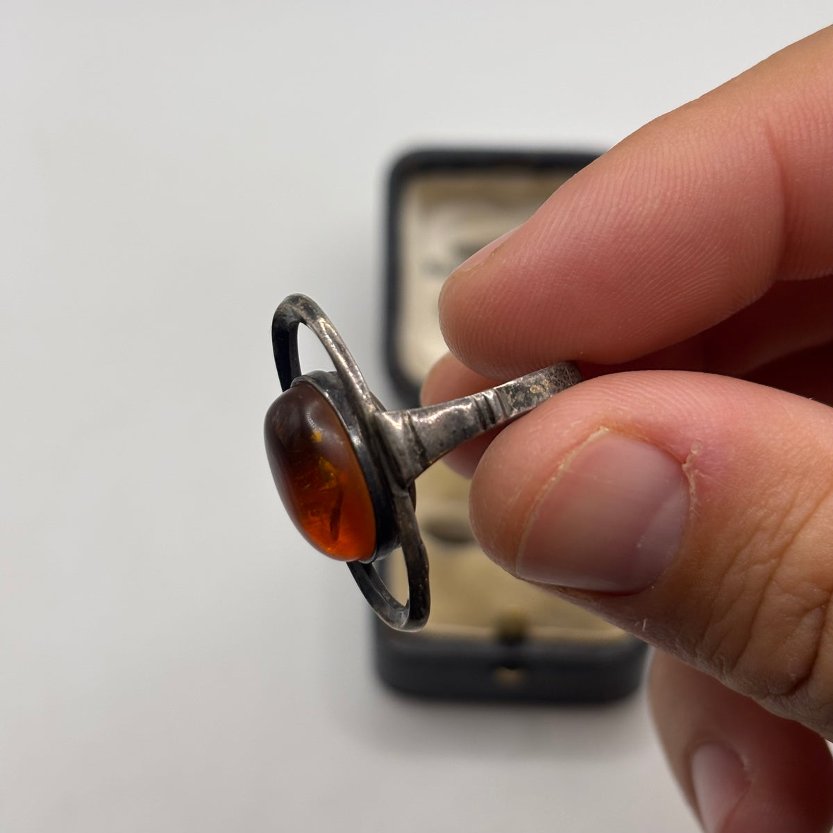 Silver Mid Century Amber Ring (R)