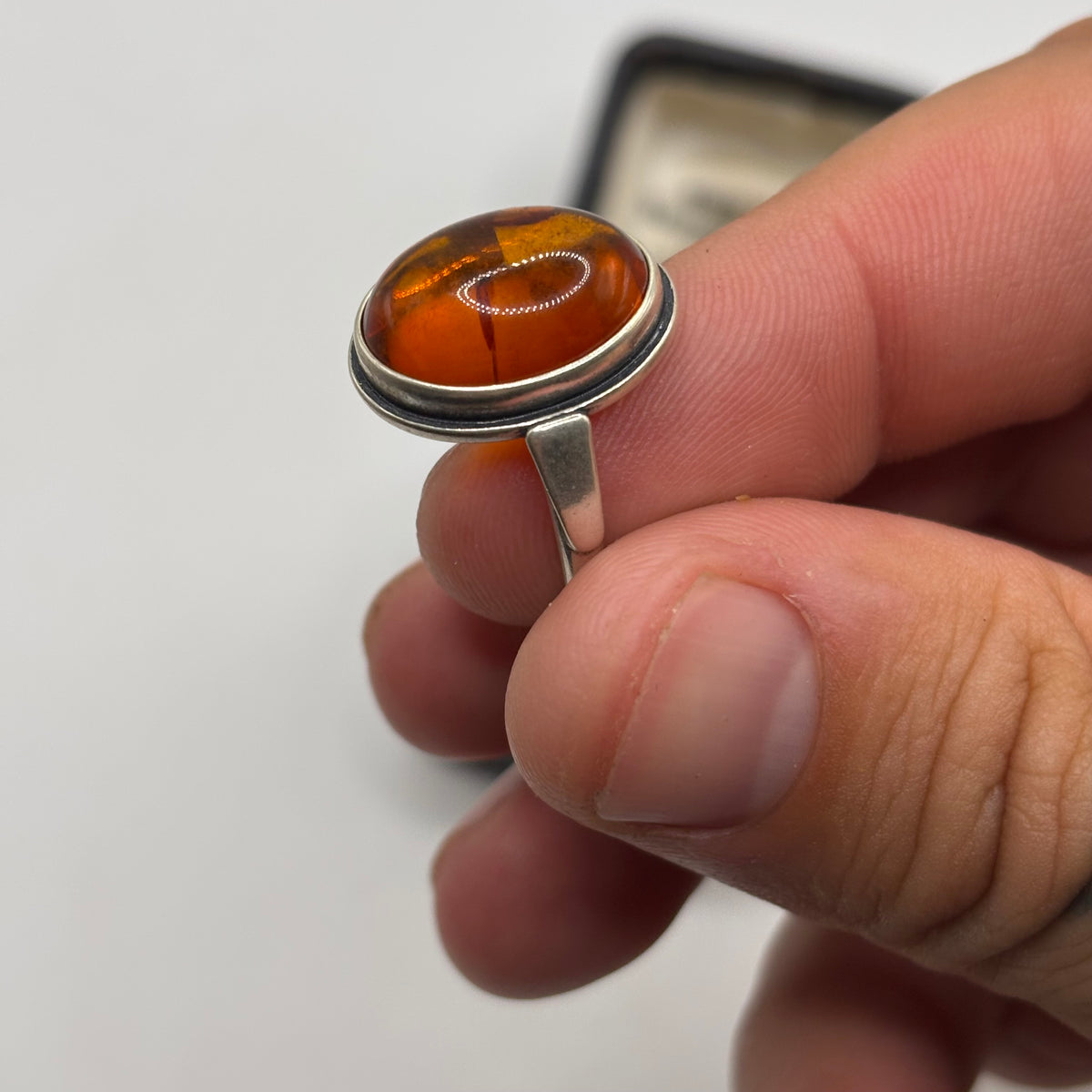 Silver Amber Ring (O 1/2)