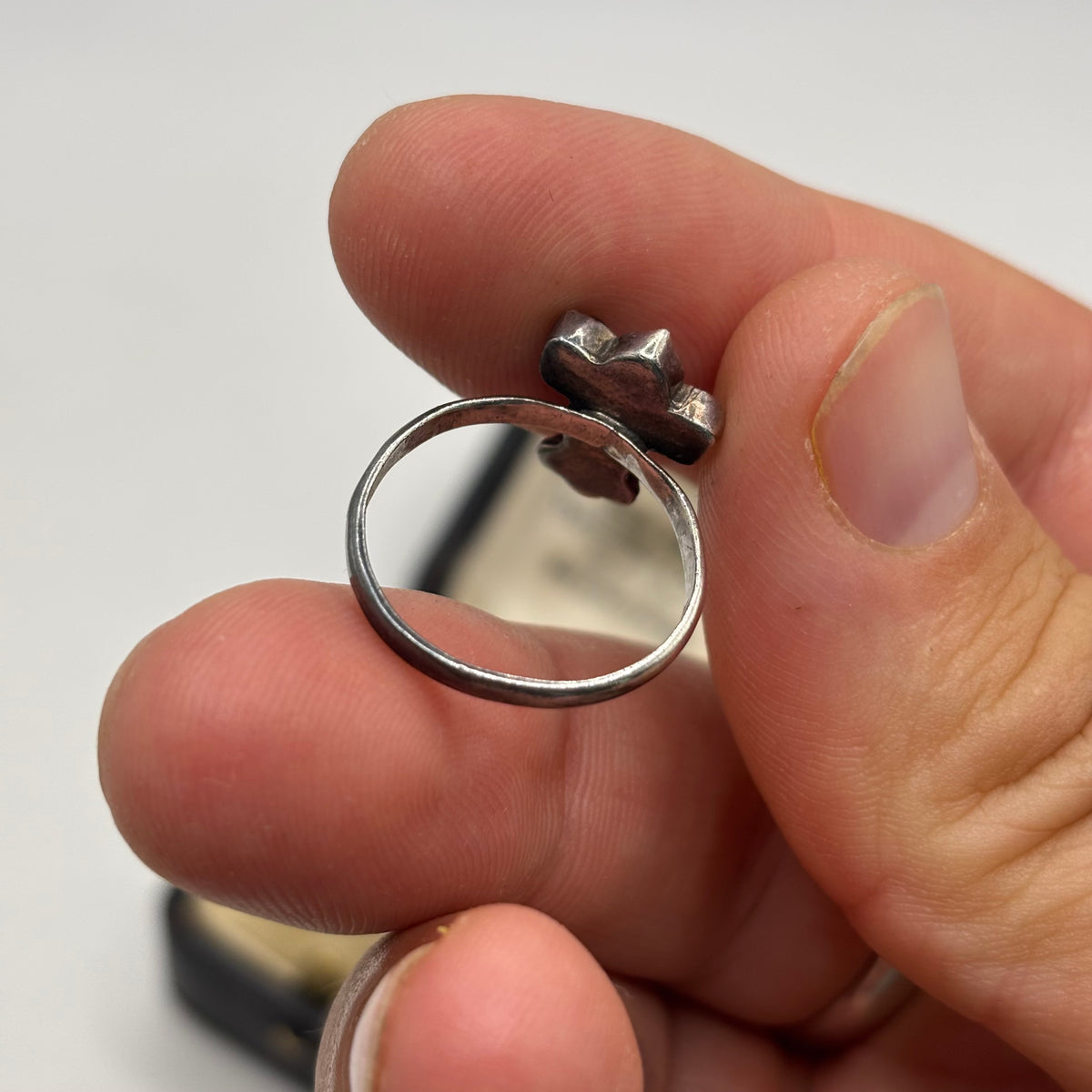 Silver Garnet Ring (O)