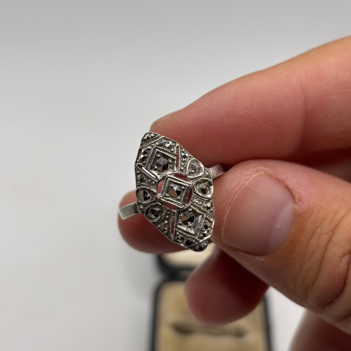 Silver Art Deco Marcasite Ring (Q)