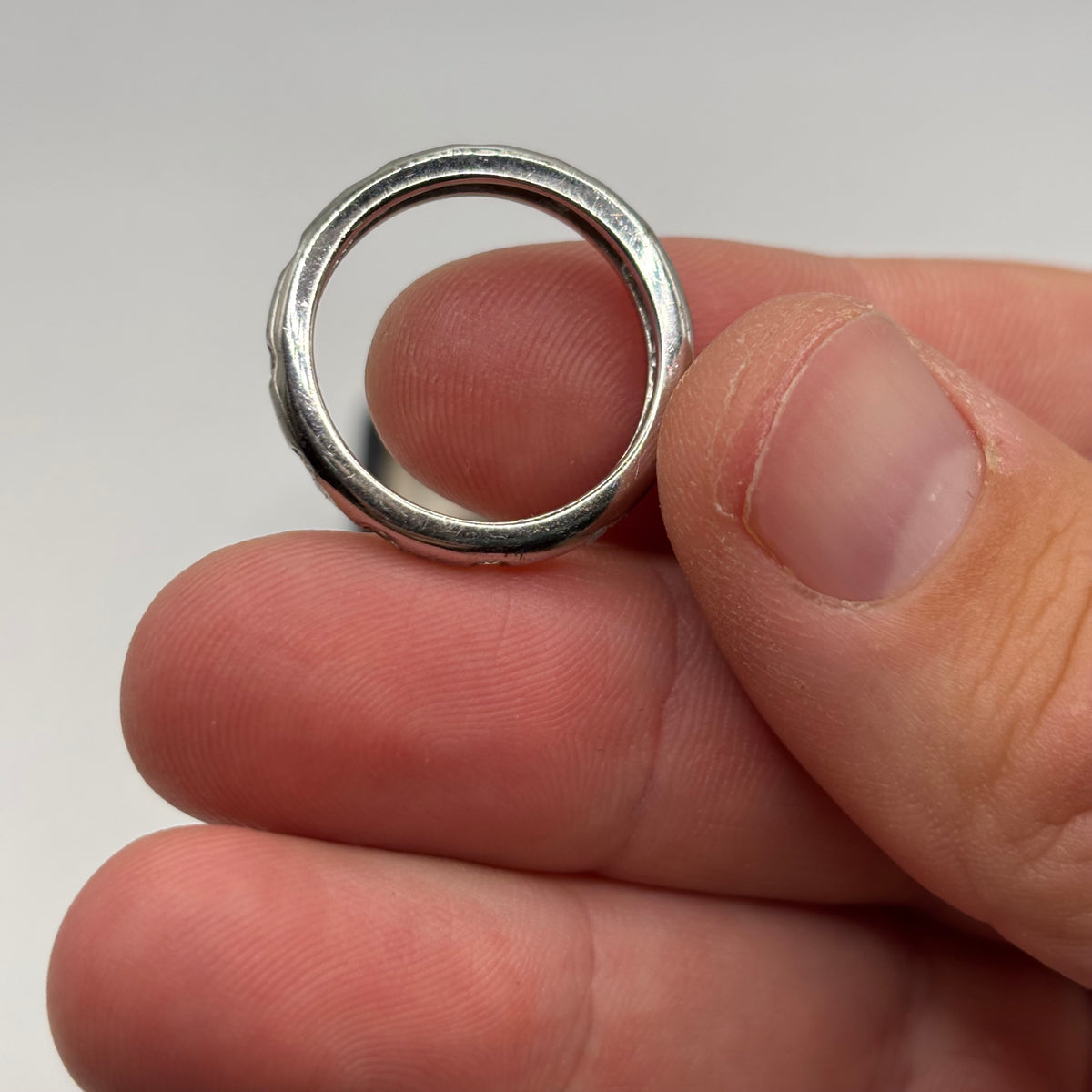 Silver CZ Inlaid Band Ring (Q)