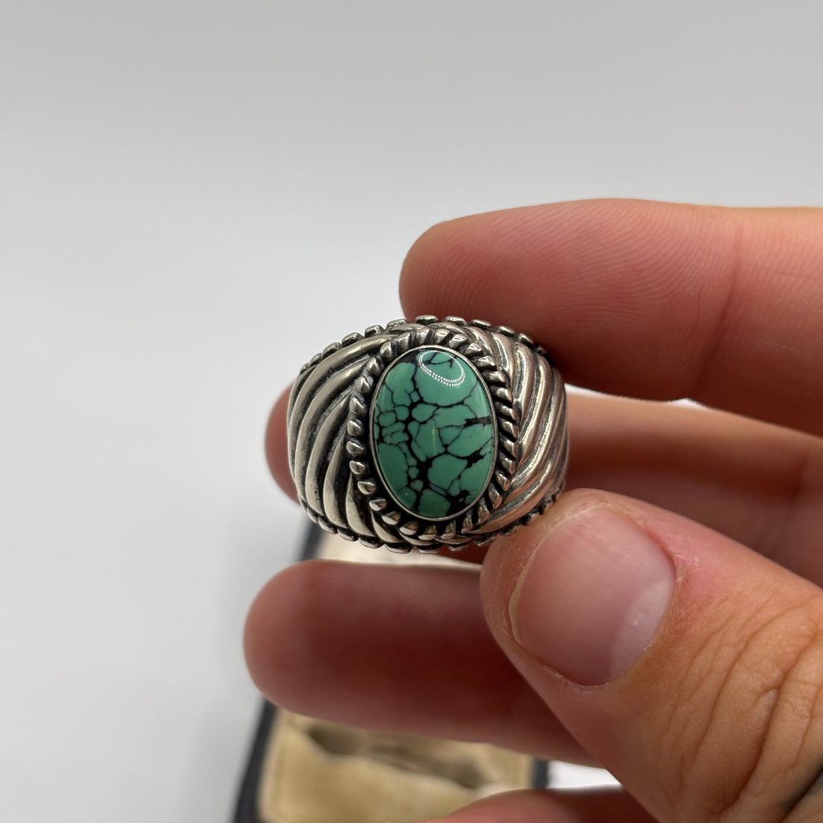 Silver Heavy Turquoise Carolyn Pollack Ring (W)