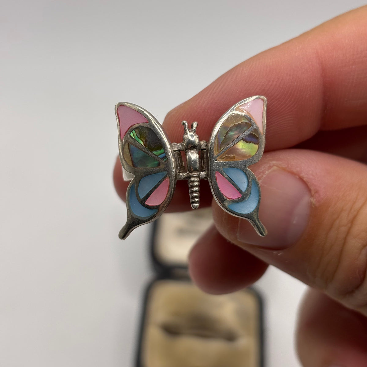Silver Pearl Butterfly Ring (M)